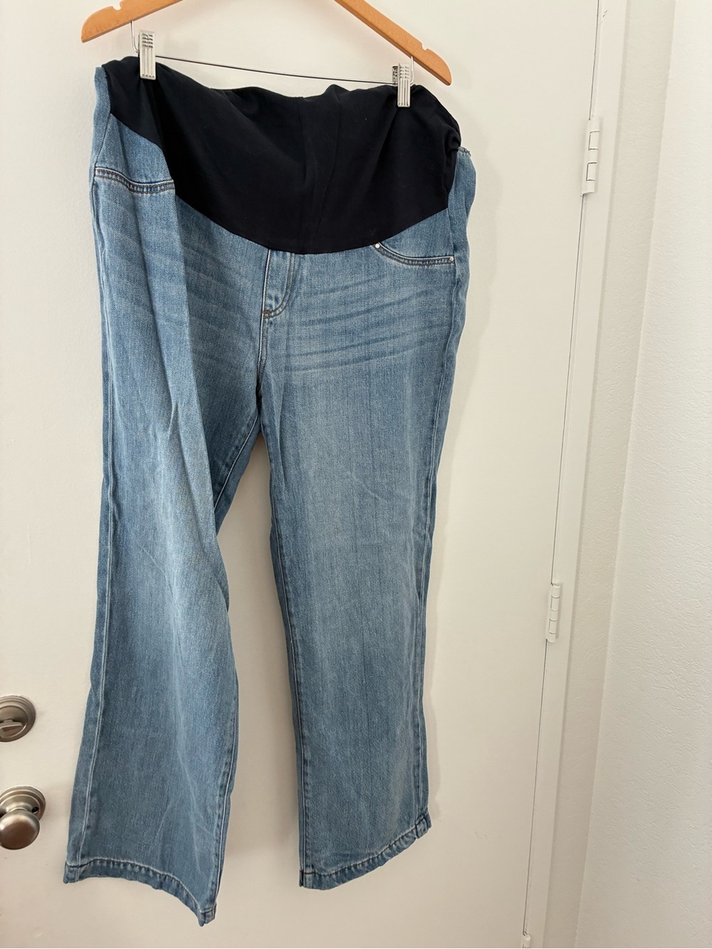 Seraphine Light Blue Denim Maternity jeans with Panel, TALL